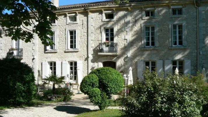 Château de l'Hoste à Saint-Beauzeil